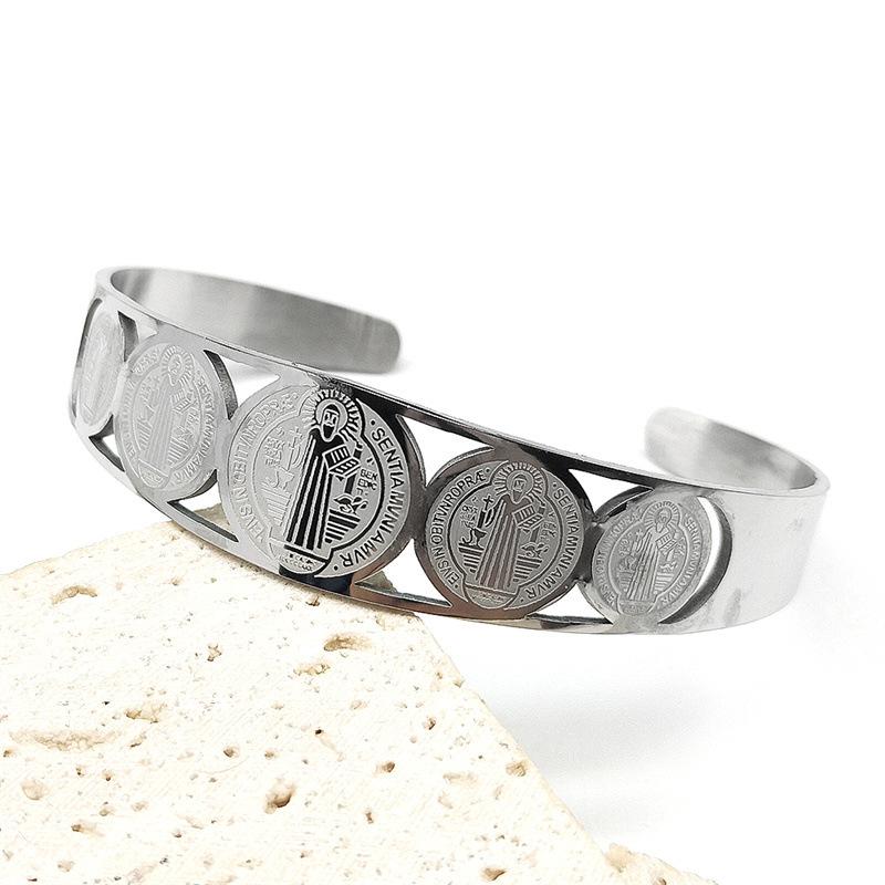 Exorcism St Benedict Hollow Circle Unisex Titanium Steel Bracelet серебряный