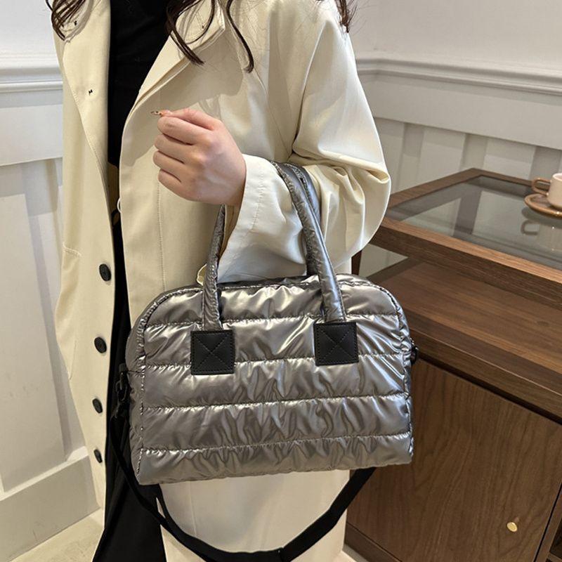 Yogodlns Leisure Zipper Shoulder Bag Women's Retro Sewing Thread Large Capacity Soft Versatile Commute Shopper Tote Casual Handbags