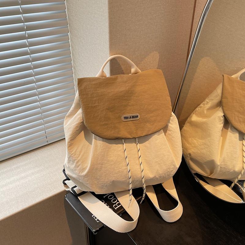 Fashion small backpack casual backpack women's new large-capacity commuter work bag summer travel bag