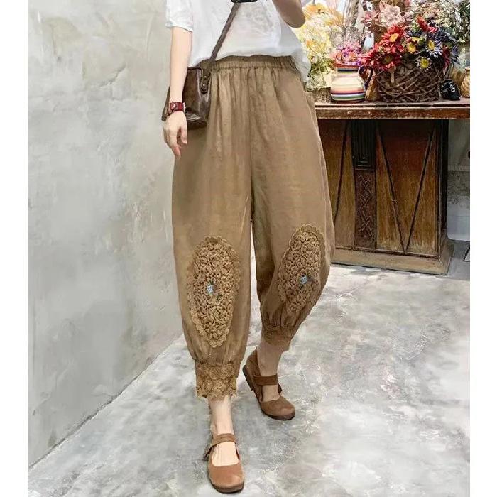 

Женские брюки из хлопка и льна в стиле ретро, лето 2024 года, новые свободные брюки-харлан с вышитым кружевом, брюки-редиски 4XL 180-100kg темно-коричневого