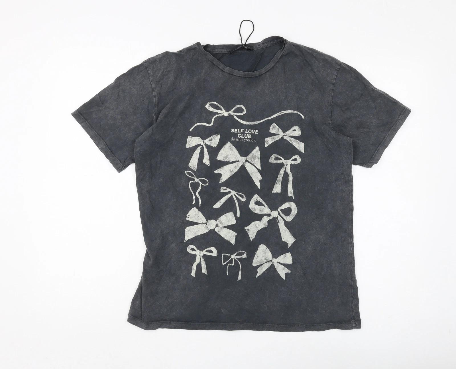 Stradivarius Black Women s Graphic T-Shirt, Size M 4XL