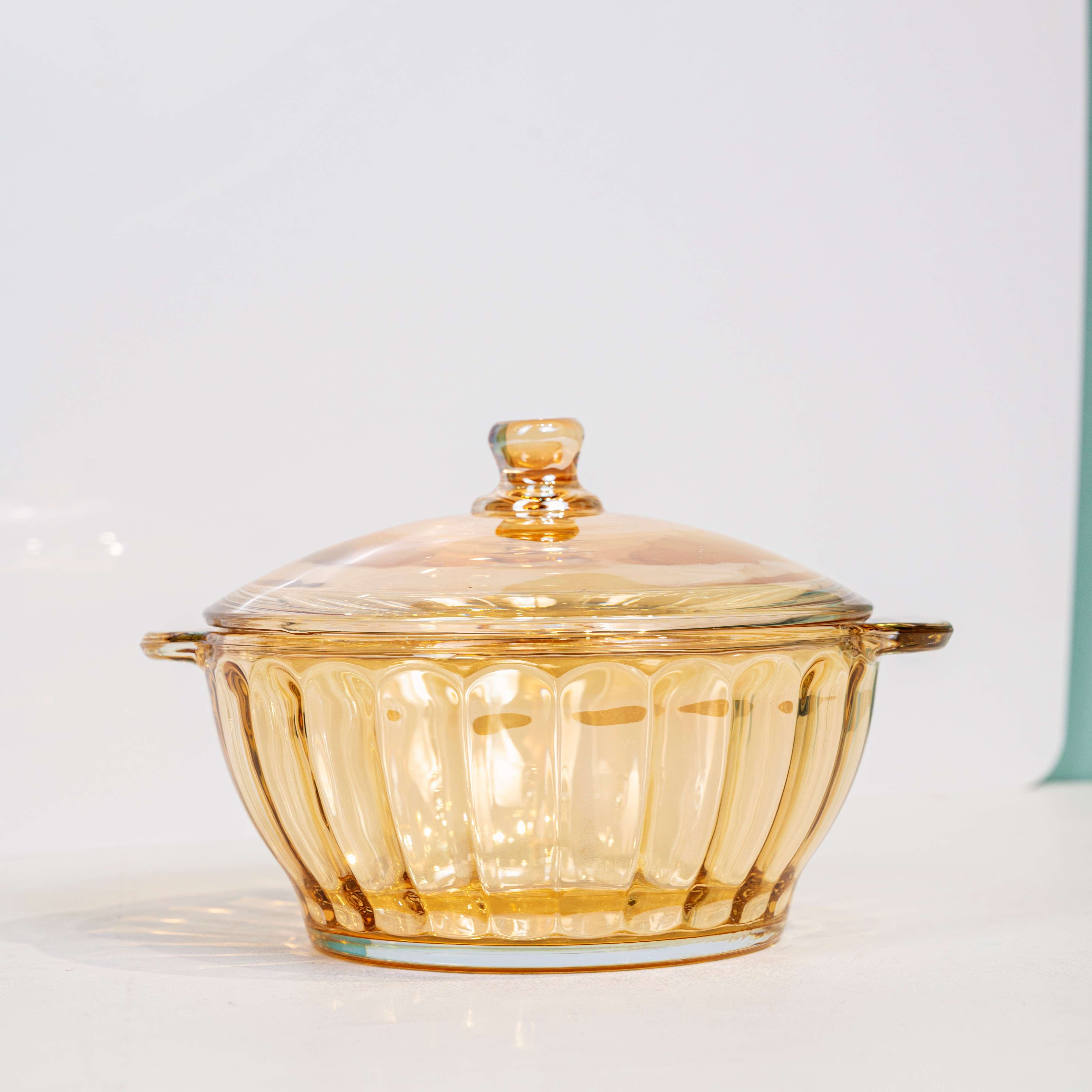 

Amber-Colored Crystal Pumpkin Soup Pot Heat Resistant Decorative Home Bowl for Soup Cooking