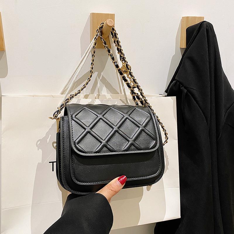 Fashionable Street Style Women s Shoulder Bag In White Or Black Pu Material With Rhombus Design чёрный