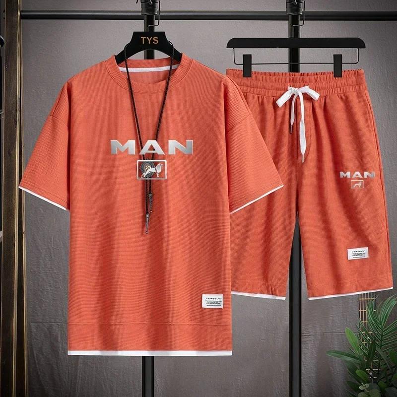 Men's summer short sleeved T-shirt set: fashionable top and shorts, casual sports outdoor two-piece set