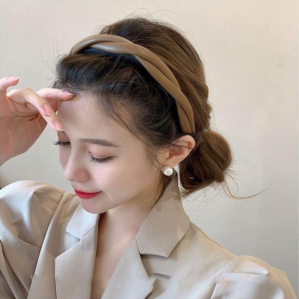 

Vintage Solid Color Wide Retro Pu Leather Korean Style Hair Hoop Women Headband Sweet Hair Hoop