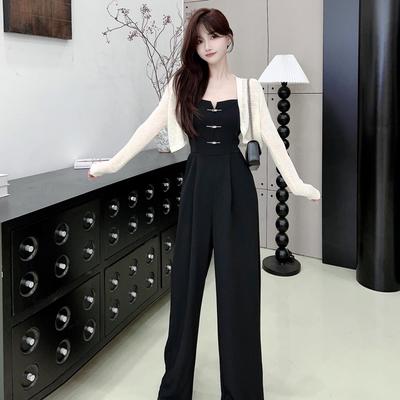 Chic Summer Jumpsuit Set: Age-Reducing Design, Waist-Cinched, Slimming Strappy Wide-Leg Pants, Trendy Two-Piece.