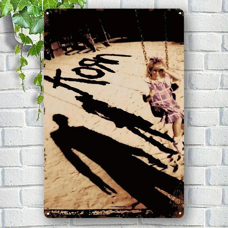 

Vintage Rock Metal Wall Sign Retro KORN Design with Silhouette Art WeatherResistant Iron Plaque for Home Kitchen Bar or 20x30cm（7.8x11.8inch）