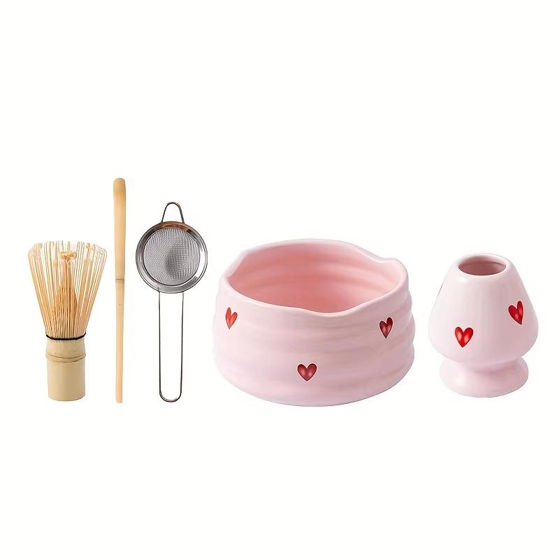 Set Matcha in Ceramica con Decalcomania a Cuore 2/4/5 Pezzi, Carino Set Matcha Include Ciotola Matcha, Frusta Matcha e Supporto, Cucchiaio di Bambù, Setaccio