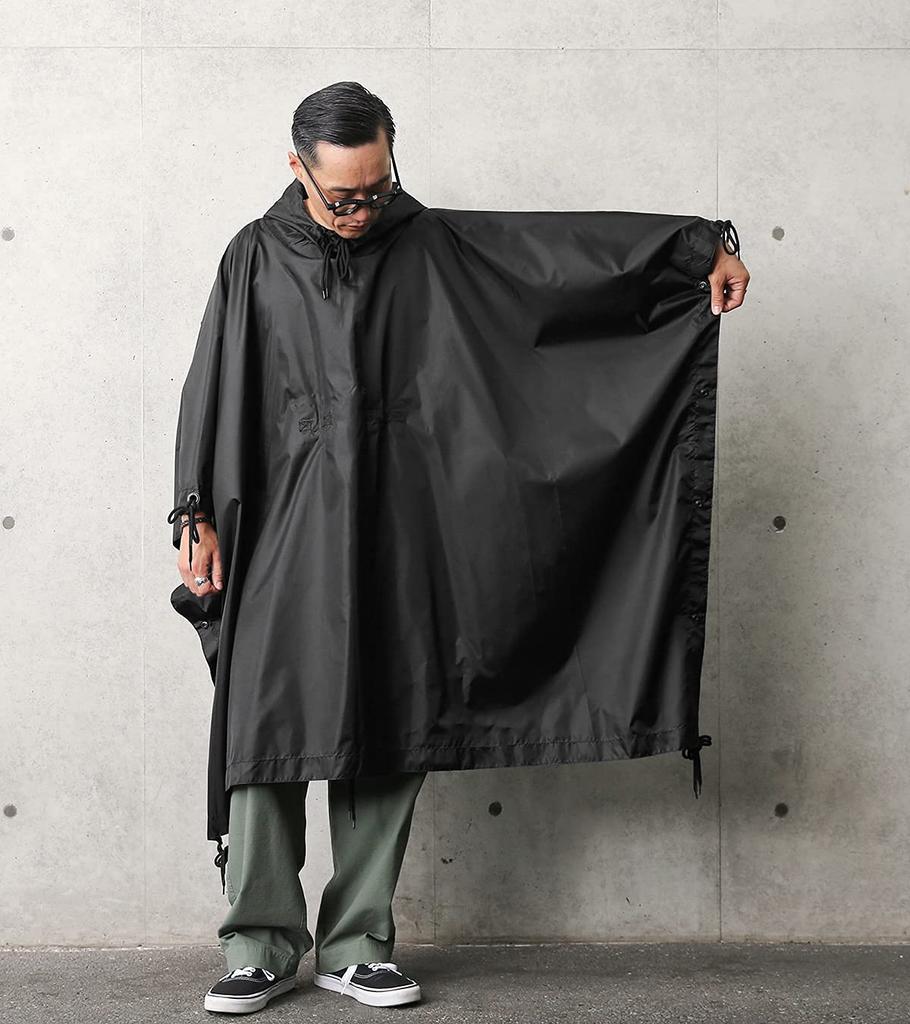 US Military Style Nylon Poncho Raincoat 2-Way (WOODLAND)