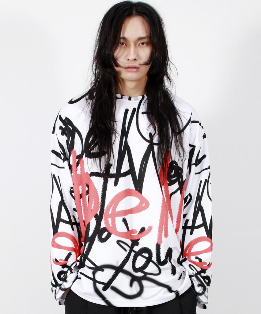 Deumakeu M Street Graffiti Oversized Long-Sleeve T-Shirt