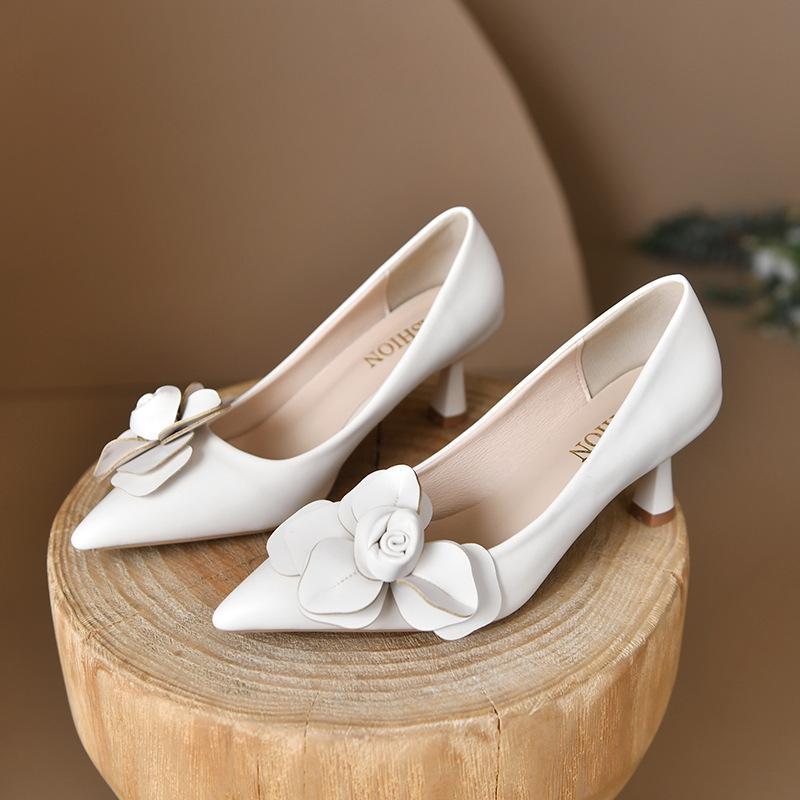 

Fashion Sexy Luxury Women s Pumps 2025 New Bow Fashion Dress Women Shoes Flowers Party Single Shoes Pointed Toe Women High Heels 39