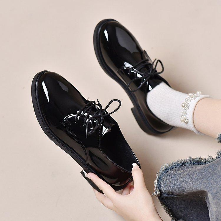 Lace-up small leather shoes women s Chunqiulun black soft-soled work work flats 35 3748₽