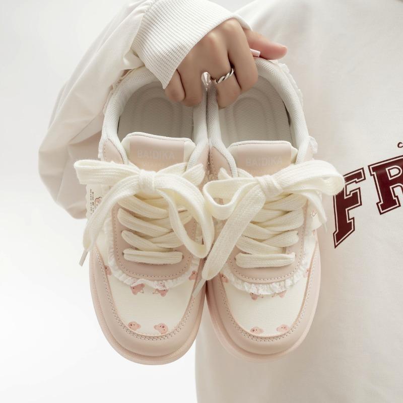 Fashionable and high-value white shoes thick-soled women's shoes student sports shoes versatile casual shoes lightweight sneakers