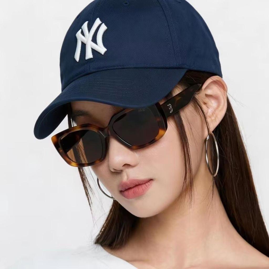 Vintage Washed Baseball Cap for Women | Distressed Dad Hat | Oversized Fit & UV Protection&One Size Fits Head Circumference 54-60cm