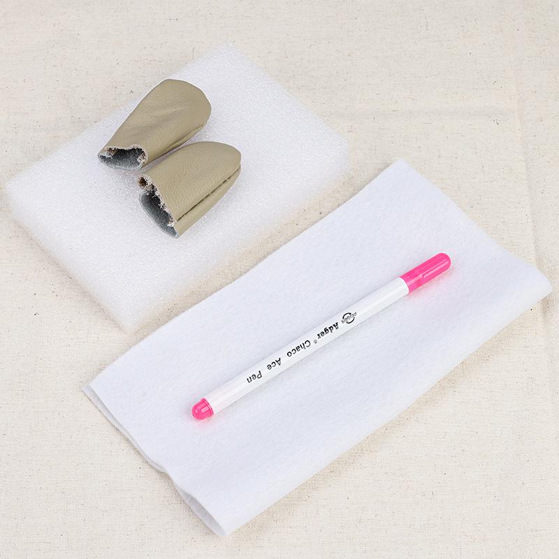 Wool Felt Needle Set with Wooden Handle - 8, 7, 3 Needles for Felting Cats & Dogs