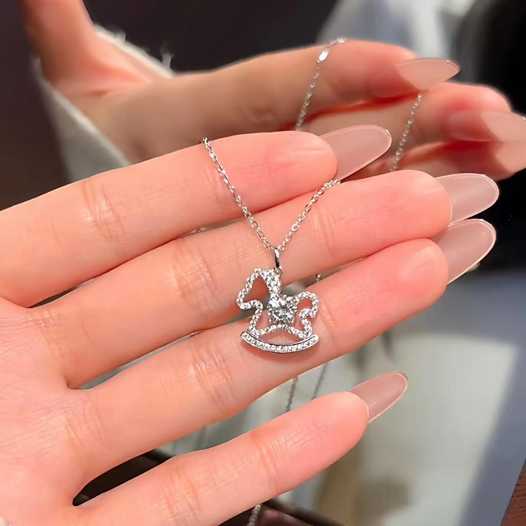 Year of the Horse Luxury Necklace: Gold-Plated Nickel Silver, Niche Design for Women