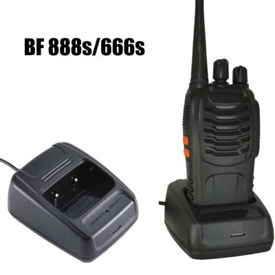 Supporto Dock Caricabatterie da Tavolo USB per Ricetrasmittente Walkie Talkie Baofeng BF 666s/777s/888s/999s/C1 con Luce Indicatrice