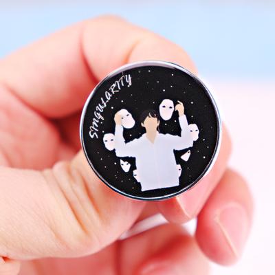 Bts ( V ) - Koreanische Musikgruppe Abzeichen, Metall Brosche, Mode Accessoire Anstecker, Revers Anstecker.