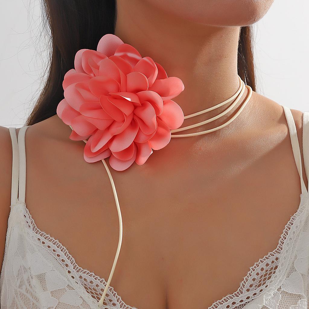 Halskette für Frauen Geisterblumen-Halskette Rosen-Choker Stoffblume Spitzenhalskette Blumenhalskette Schöne elegante Halskette für sie