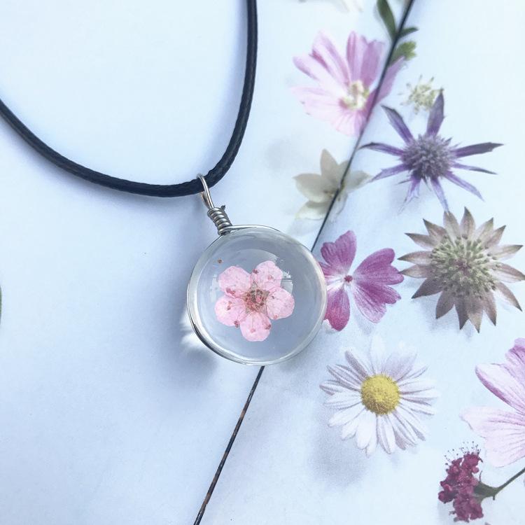 Beautiful Dandelion Necklace Eternal Flower Clavicle Chain Male and Female Couples Crystal Dried Flower Glass Ball Pendant Accessories