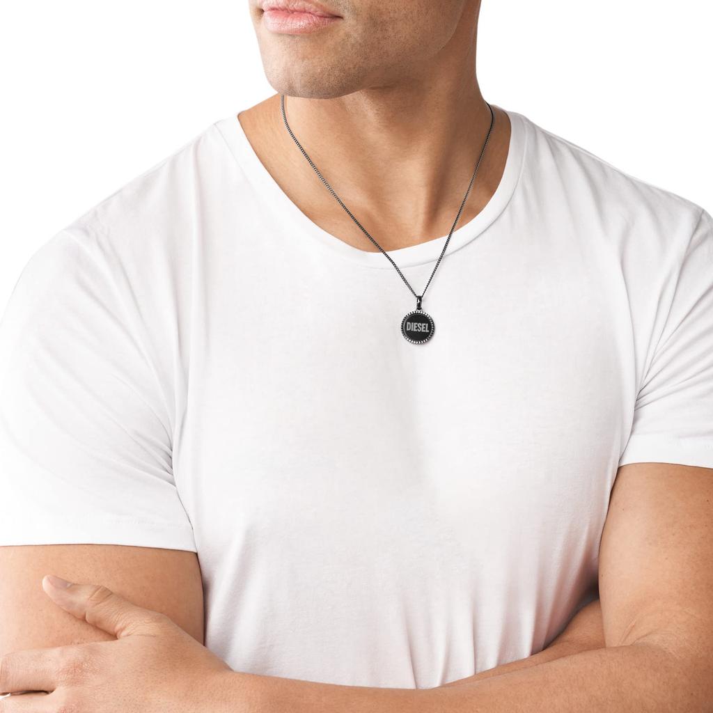 Diesel Pendentif ou chaîne en acier inoxydable Un collier pour homme en acier inoxydable, taille, acier, bijoux.