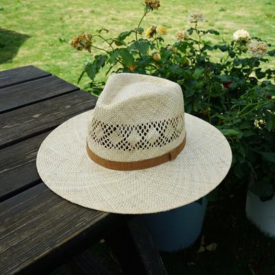 French Retro Hollow Sisal Grass Woven Flat Top Top Top Hat Women'S Summer Sunshade Sunscreen Vacation Beach Jazz Straw Hat