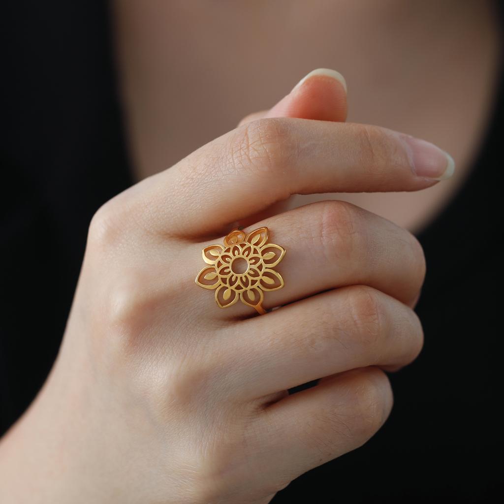 Large Filigree Lotus Flower Ring Women Stainless Steel Gold Aesthetic Bohemian Ring Wedding Engagement Jewelry Gift