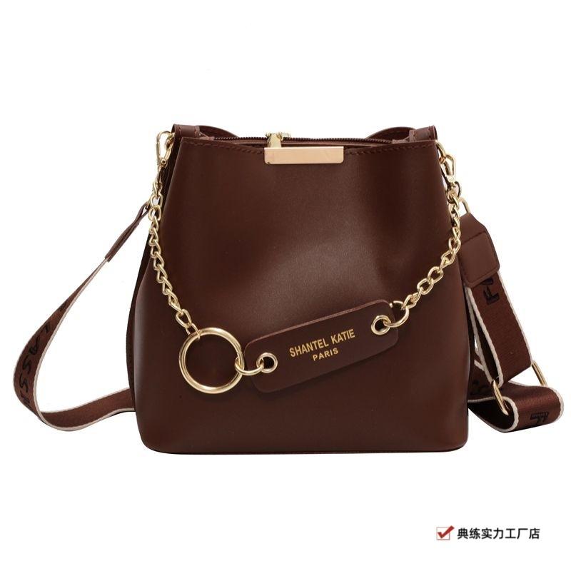 Popular Bag Women's Large-capacity New Fashionable Broadband Shoulder Messenger Bag Autumn and Winter Retro Texture Bucket Bag
