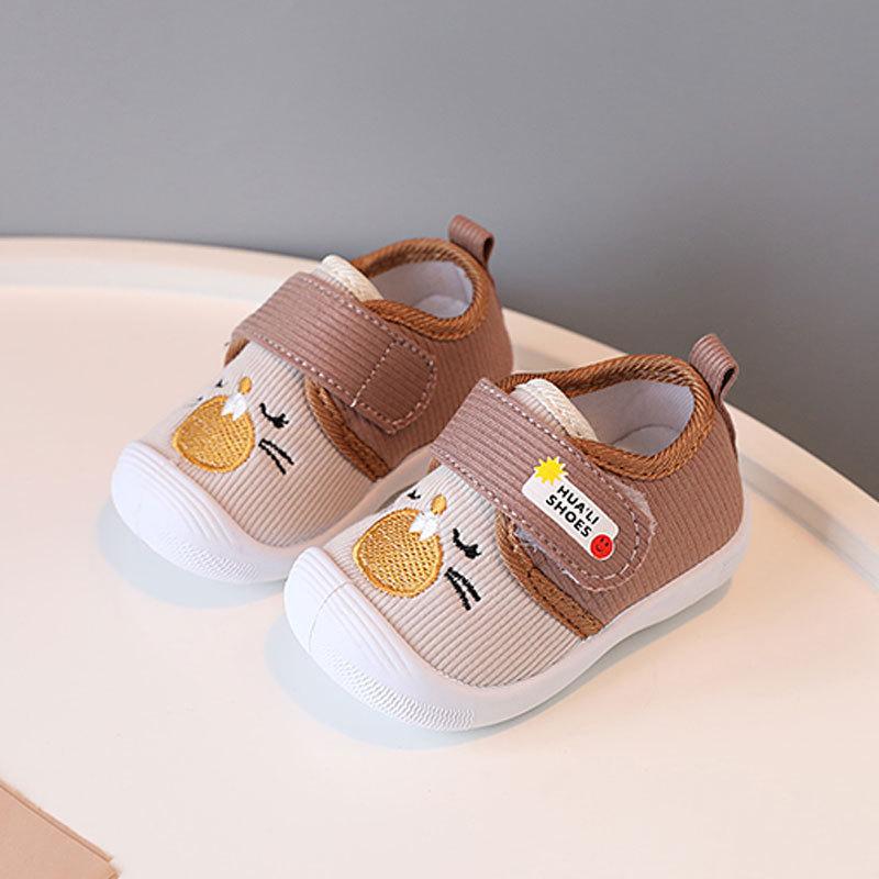

Cute Bear Soft Sole Comfortable Sandals for Infants and Toddlers Baotou Anti Kick First Step Shoes 0-18 Months 20