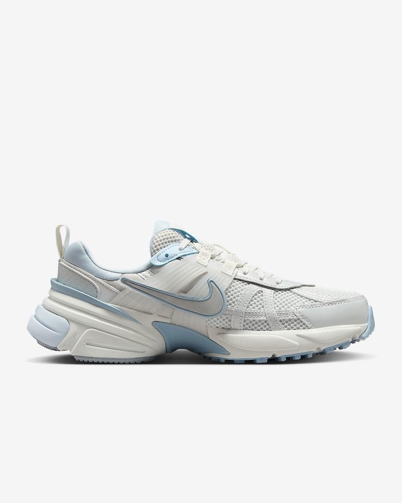 FD0736-009 Nike V2K Run Platinum Tint Summit White Light Smoke Grey (Women's)
