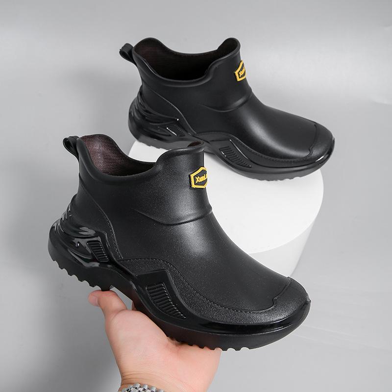 2025 New Fashion Short Rain Shoes Men's, Non-slip and Wear-resistant Car Wash Thick-soled Waterproof Glue Shoes