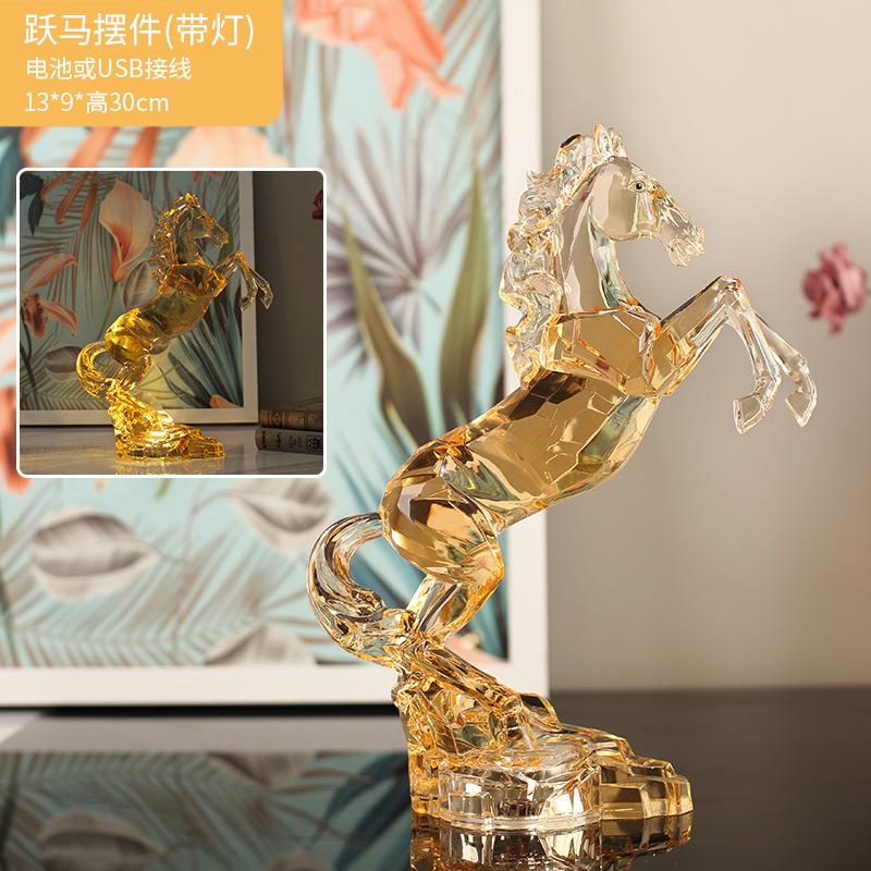 

Роскошное высококлассное акриловое произведение искусства Орнамент Хрустальная статуэтка лошади Декор комнаты Кабинет Офис Настольные украшения Скульптура Ремесла Подарки золотой