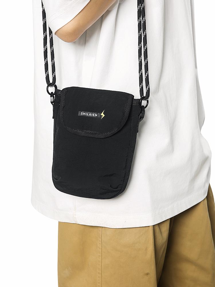 Minimalistische Nylon-Umhängetasche im japanischen Stil für Handy und Münzen