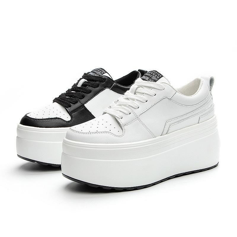 Single Shoes Women's 2025 Popular Little White Shoes Women's Platform Black and White Panda Shoes Versatile Leisure Sports Dad Shoes Ins Tide