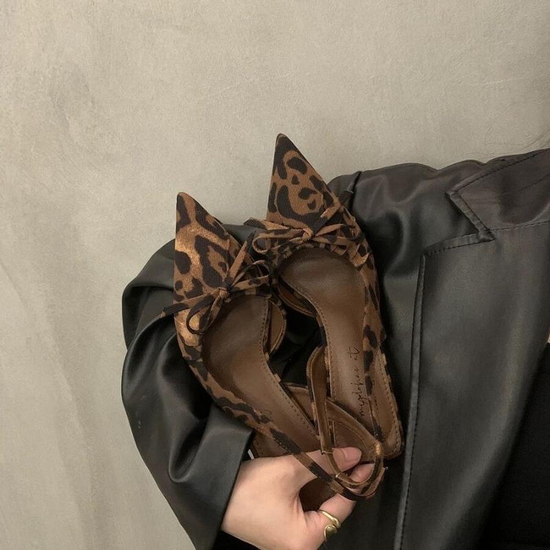 Fashion Summer New Fashion After The Ring Belt Sexy Banquet Bow Women's Shoes Pointy Comfortable Solid Color Elegant High Heel Sandals