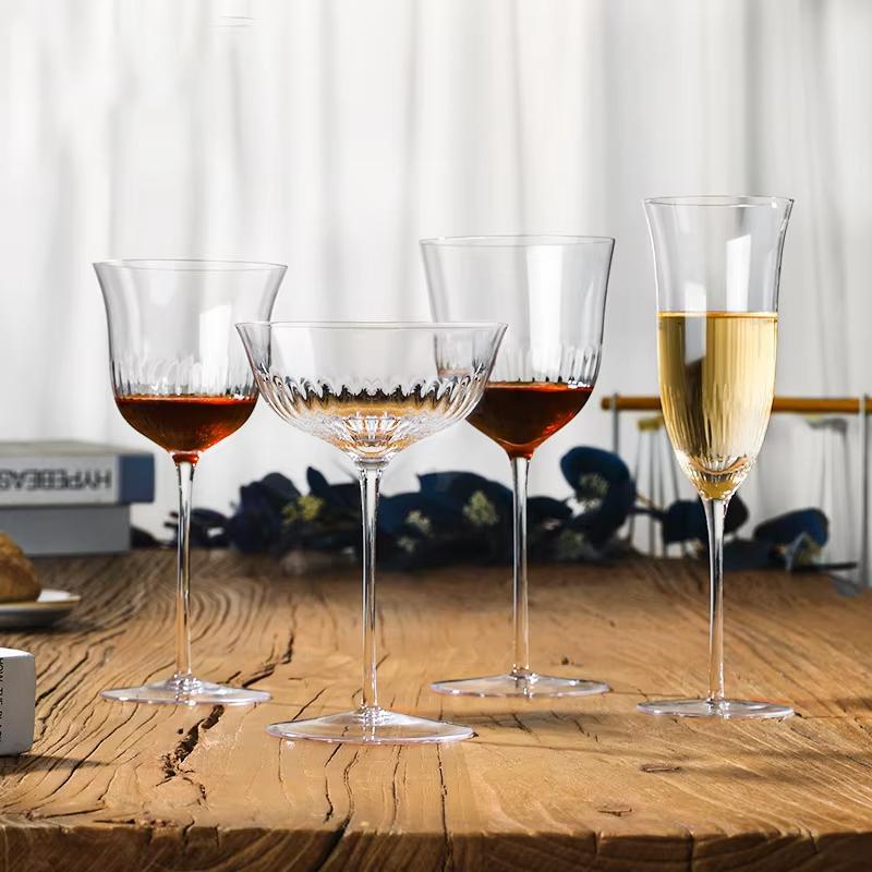Clear/Green Hand-blown Crystal Glass Champagne Glasses Goblet Ice Cream Glasses Tulip Intersuppressed Red Wine Gl
