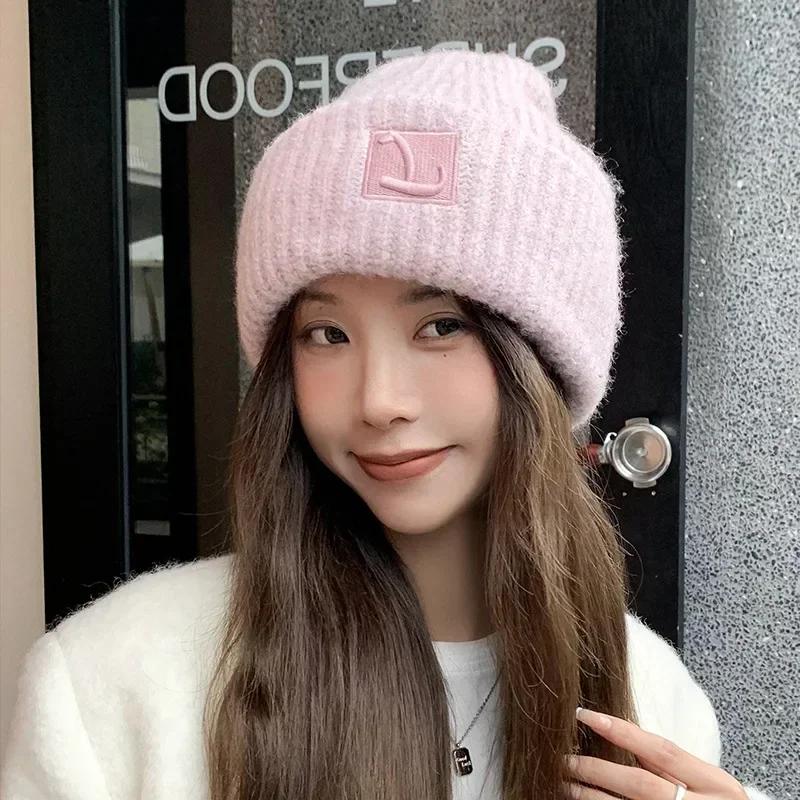 

Winter Warm Beanie Fashionable Loose Thick Knitted Ear Protection Hat Outdoor Sports Cap Suitable for Skiing Riding and Camping розовый