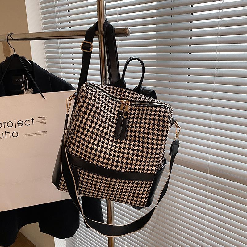 Женский Весенне-Летний Новый Американский Ретро Модный Рюкзак Большой Вместимости, Простоты и Небольшого Нишевого Стиля