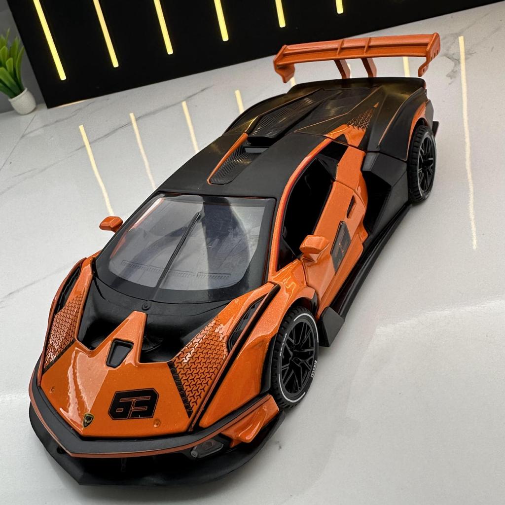1:32 Lamborghini SCV12 Sports Car High Simulation Diecast Metal Alloy Model Car Sound Light Pull Back Collection Kids Toy Gifts