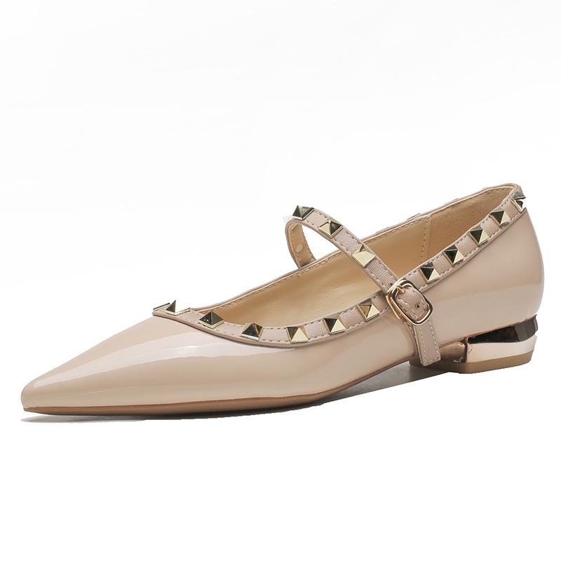 2221 [sheepskin] Flat-bottomed Rivet Single Shoes Women's Thick Heel Autumn 2025 New Pointed Patent Leather Mary Jane Shoes