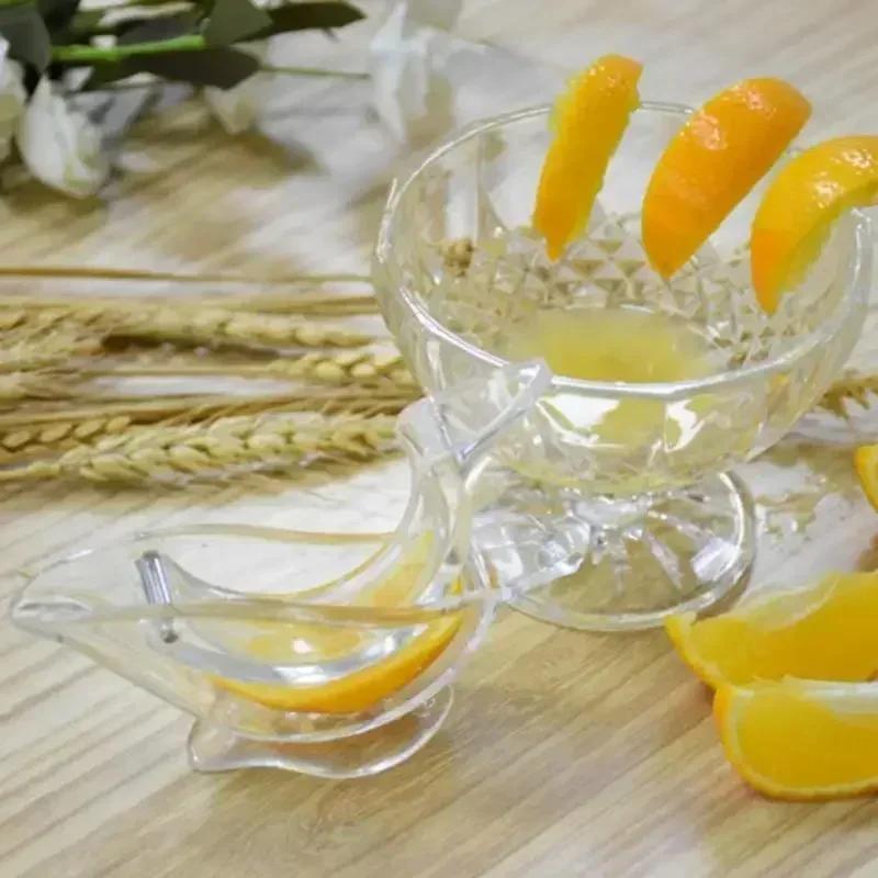 Kitchen Convenience Simple Manual Fruit Juicer Portable Juice Making Tool Plastic Transparent Bird Shape Lemon Juicer Household