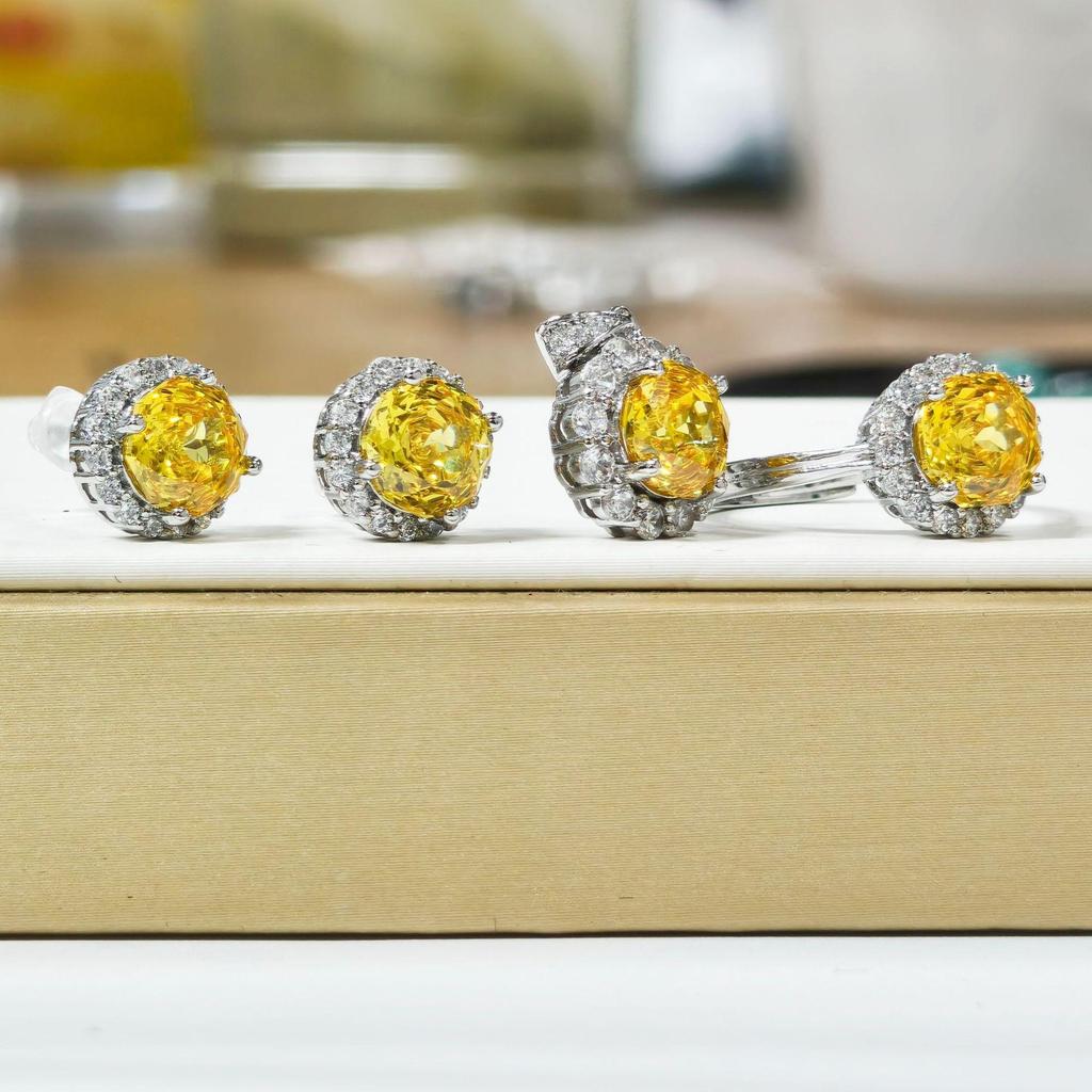 Gusen Exquisite High-Carbon Diamond & Yellow Zircon Ring and Earring Set