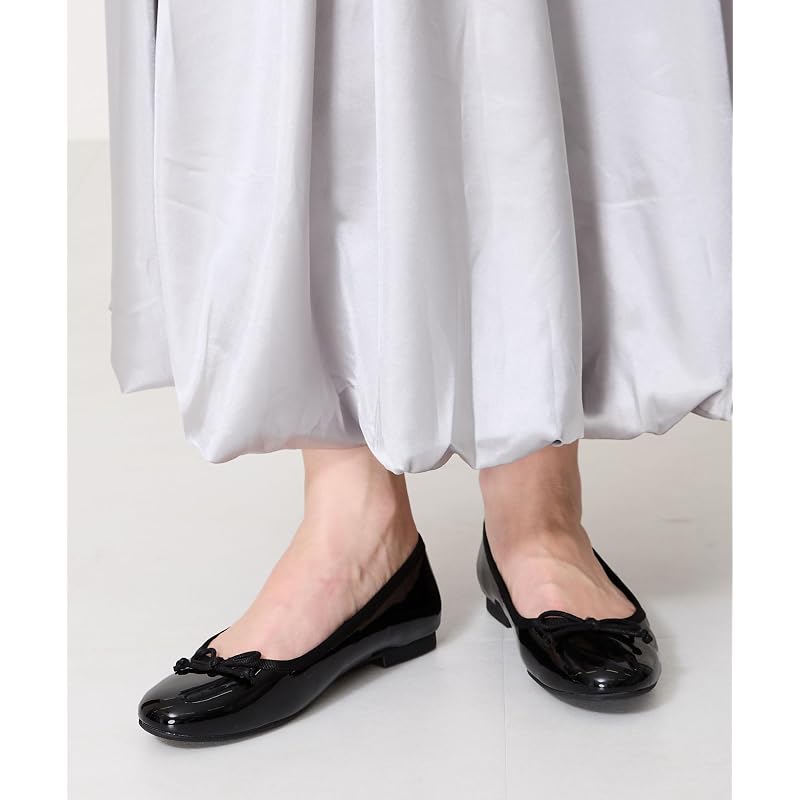 Ballet flats, comfortable pumps for jumping, cushioned, flat, round toe, ribbon detail, stylish, black, easy to walk in (R-4006)