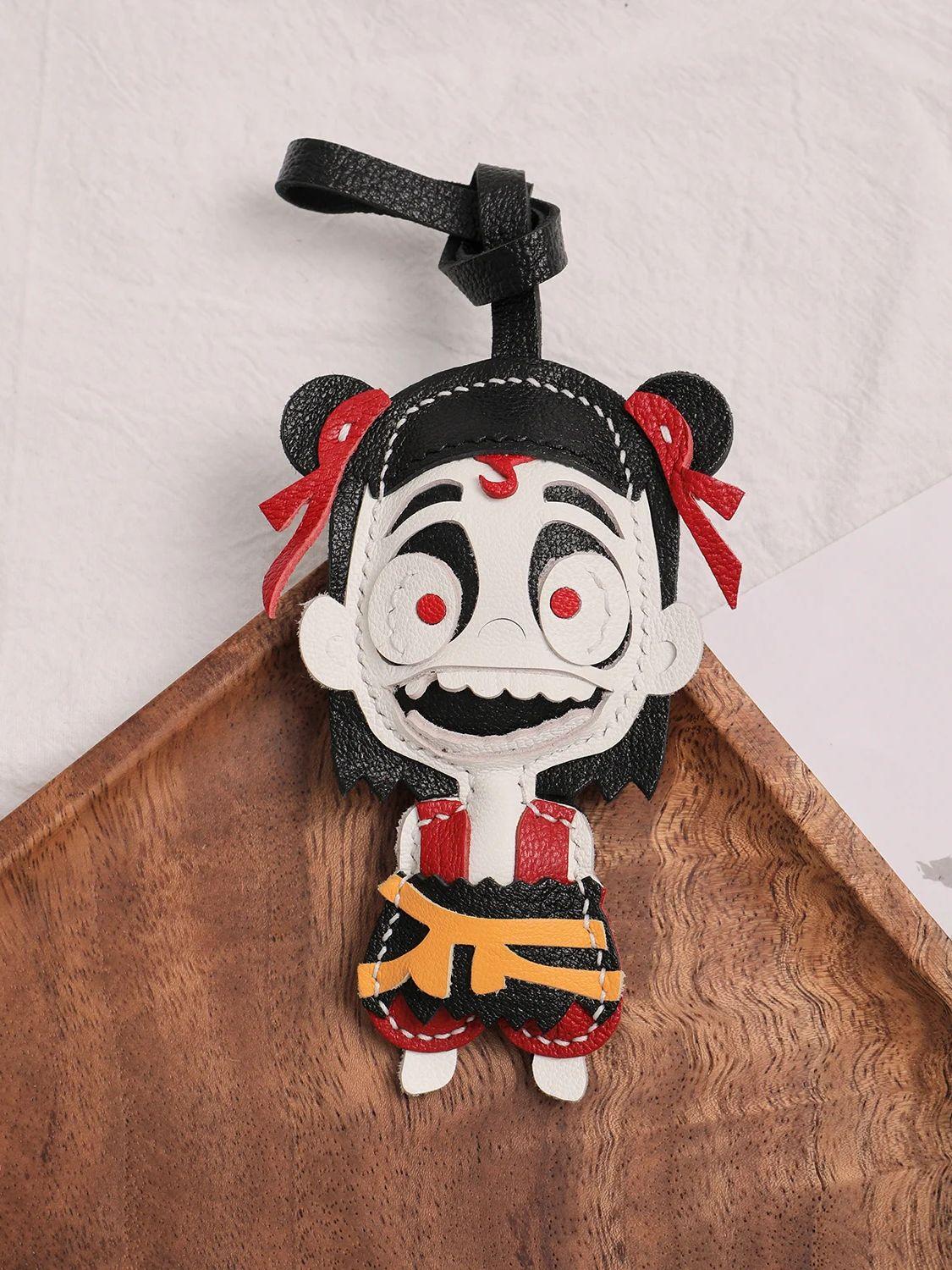 

Sheepskin Handmade Real Leather Ne Zha Keychain Chinese Mythology Anime Nezha Inspired Gift for Collectors & Fans білий
