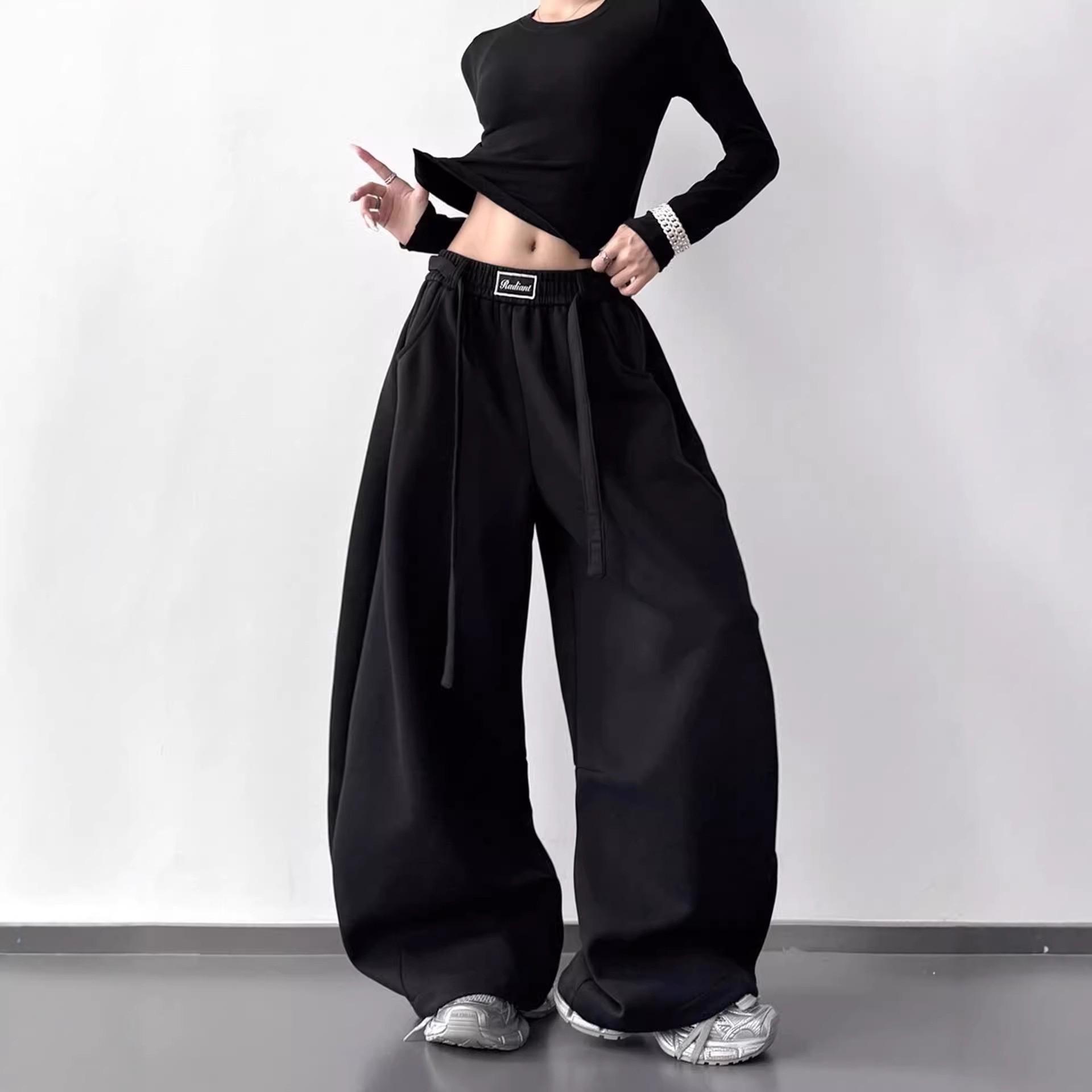 

Unisex Retro Wide-Leg Elastic Waist Floor-Length Drape Sweatpants M чорний