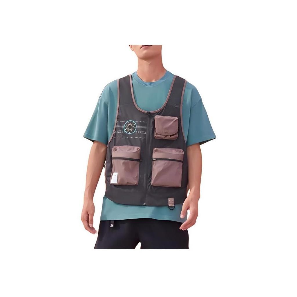 Nike Sportswear Men's Utility Multi-Pocket Vest Dark Smoke Grey HF0816-070