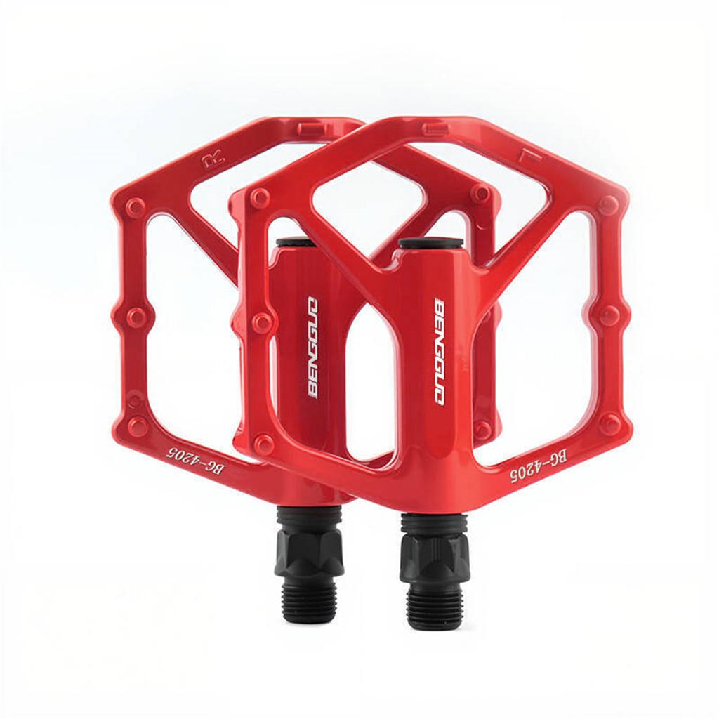 Bicycle pedals Mountain bike aluminum alloy pedals Widened bearing anti-slip pedals Cycling equipment