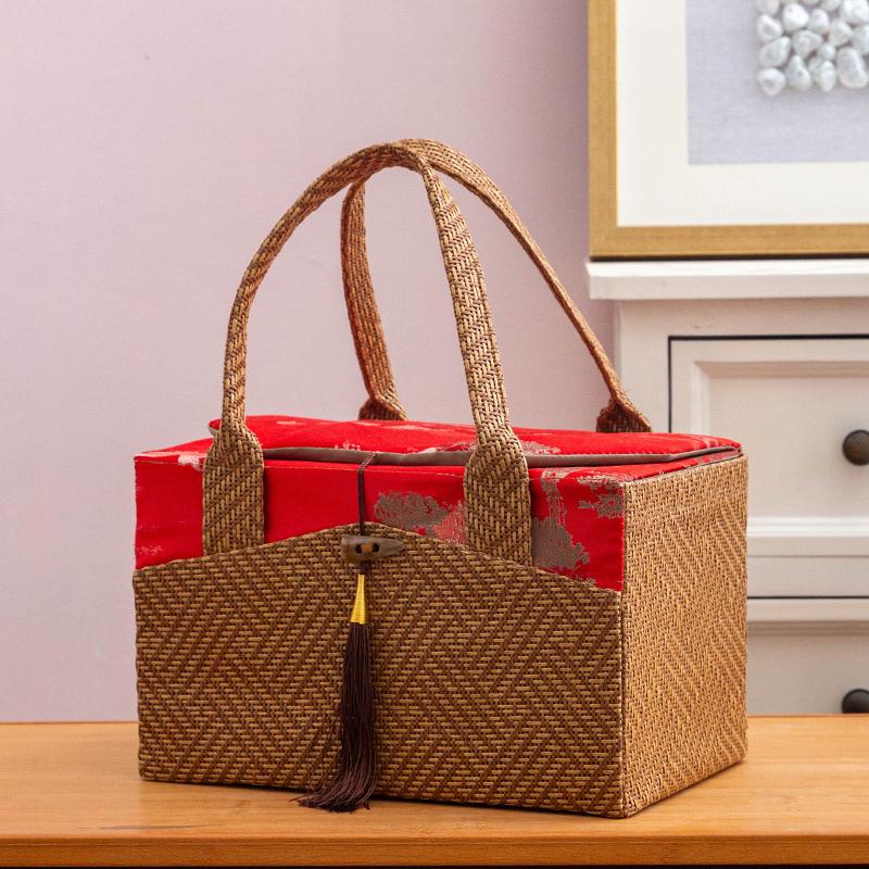 Light Luxury Rattan Woven Hand-held Wedding Gift Boxes Spring Festival Wedding Tea Wedding Souvenirs Birthday Gift Empty Box