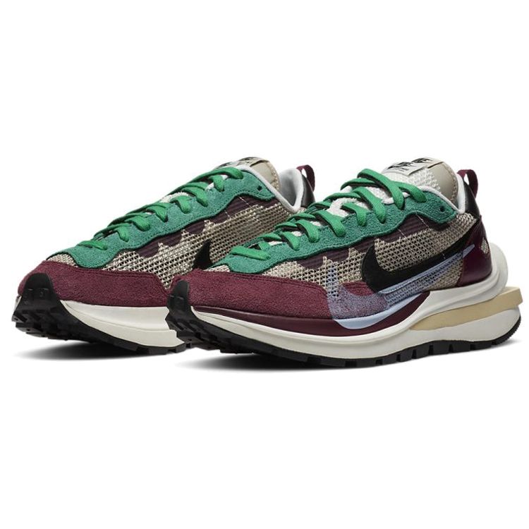Sacai X Nike VaporWaffle SP Villain Red Unisex Sneakers String Black Neptune-Green DD3035-200