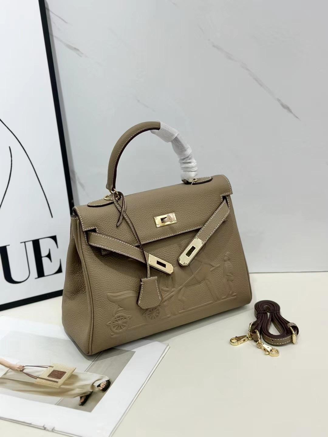 

Новая тисненая женская сумка Matu из кожи Head Layer с тиснением, ручная сумка на одно плечо с перекрестным ремнем 28x12x23cm серый